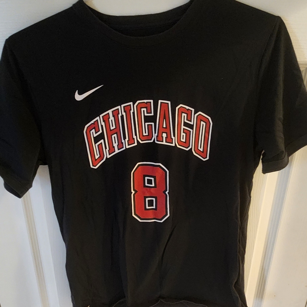 Nike Chicago youth shirt size XL